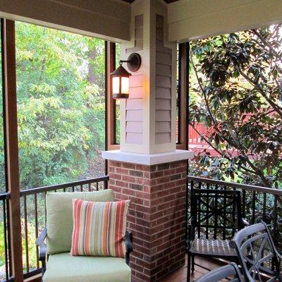 Screened porch corner column